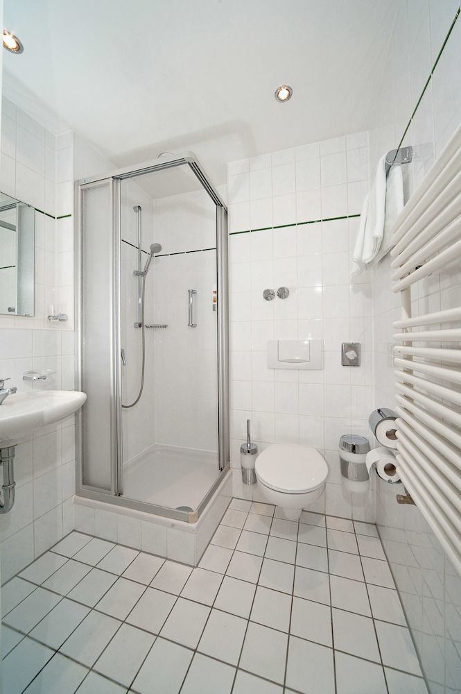 Royal Hotel 3*